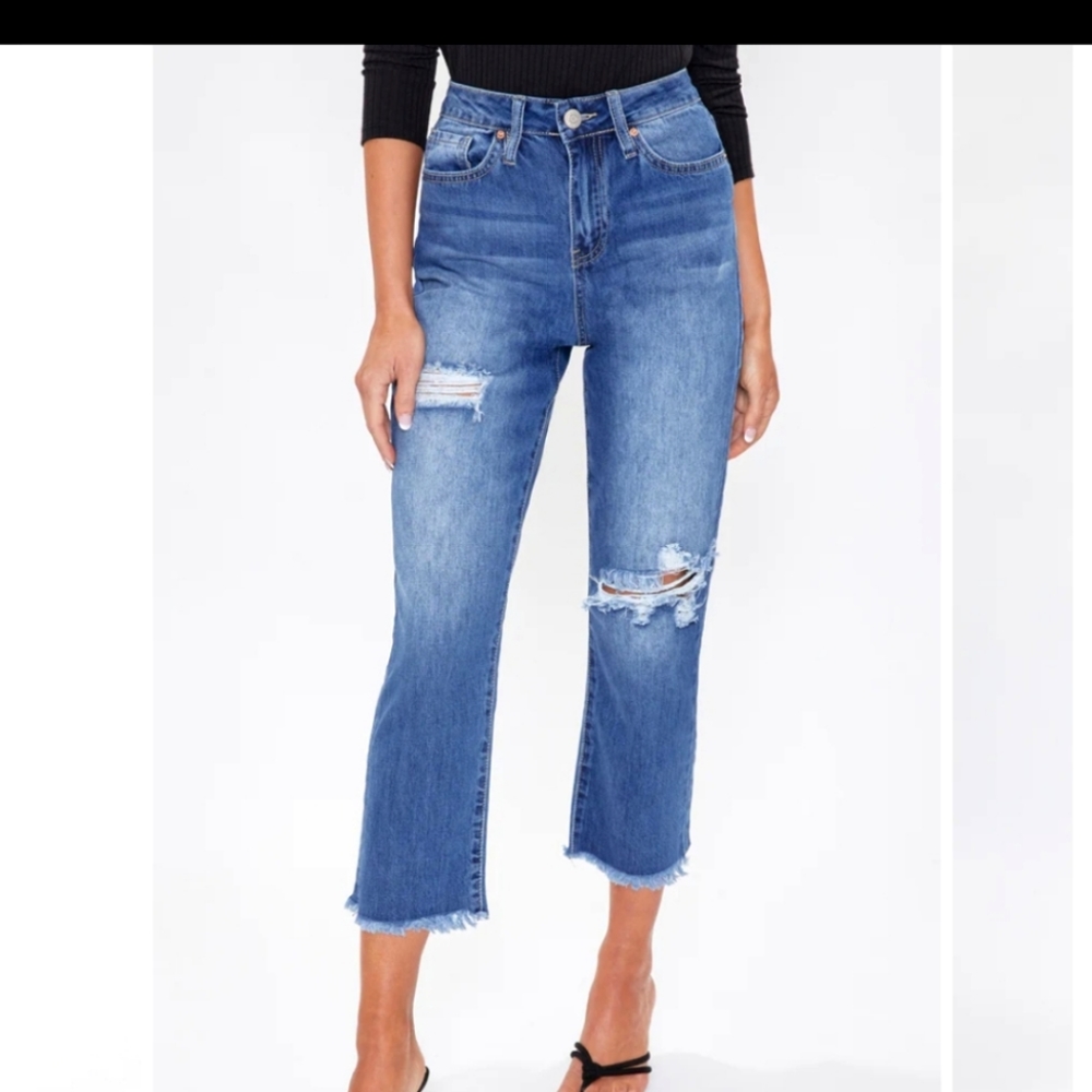 YMI Jeans High Rise Distressed Crop Size 29